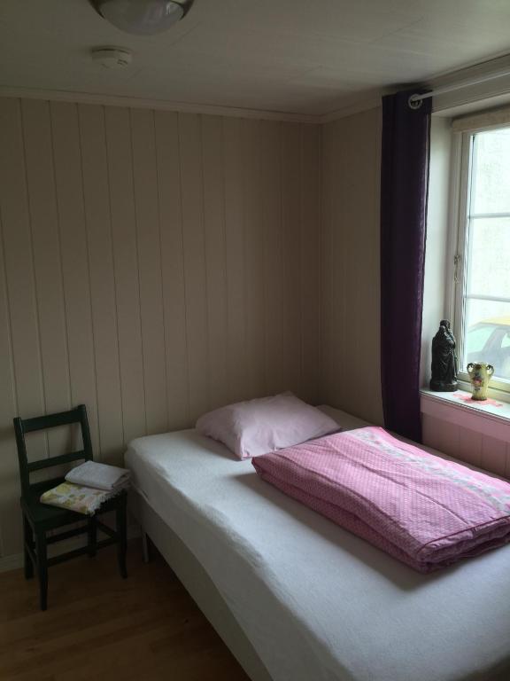 Mandal Privat Romutleie room 1